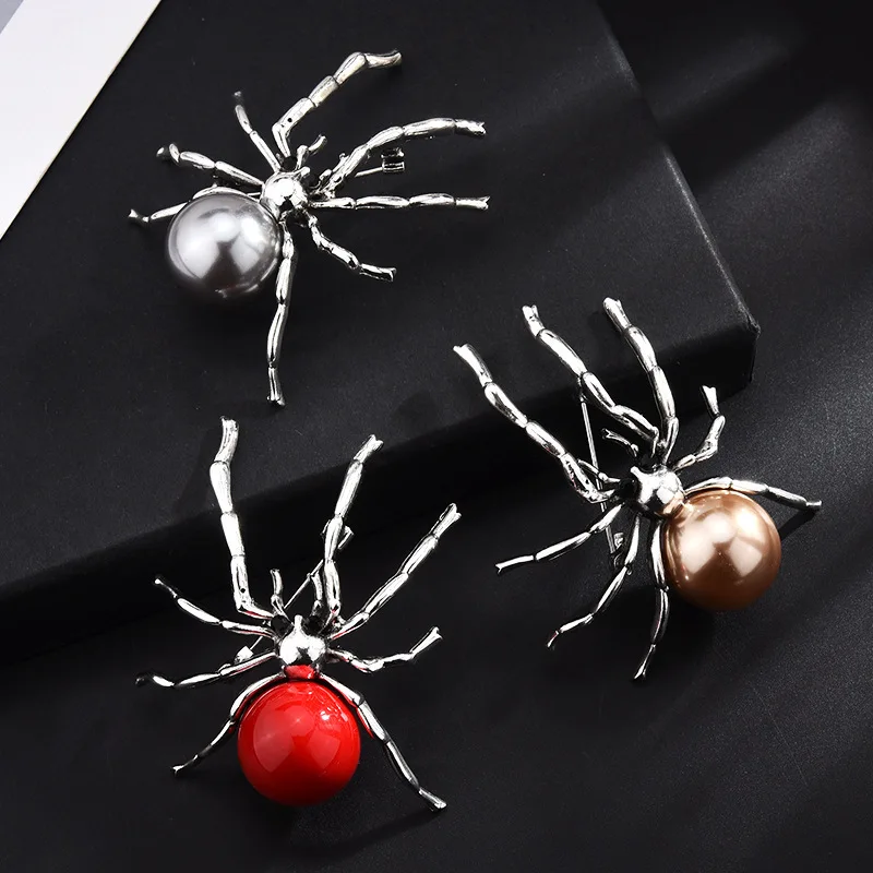 New Vintage Spider Pearl Brooch Pins Korean Fashion Insect Lapel Pins Corsage Badge Jewelry Gifts for Women and Men Accessories