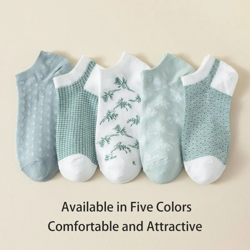 5 أزواج من الجوارب النسائية للربيع والصيف للفصول الأربعة مقاس واحد منقوشة جديدة وحلوة ومريحة للكلية ذات قصة منخفضة