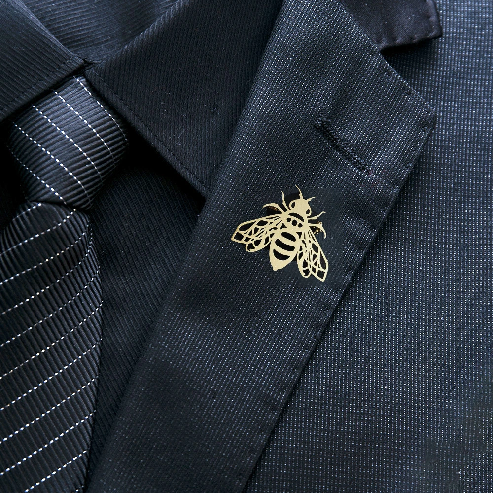

Creative insect golden cicada stainless steel brooch, fashionable suit lapel pin, clothing bag badge, a gift for friends.