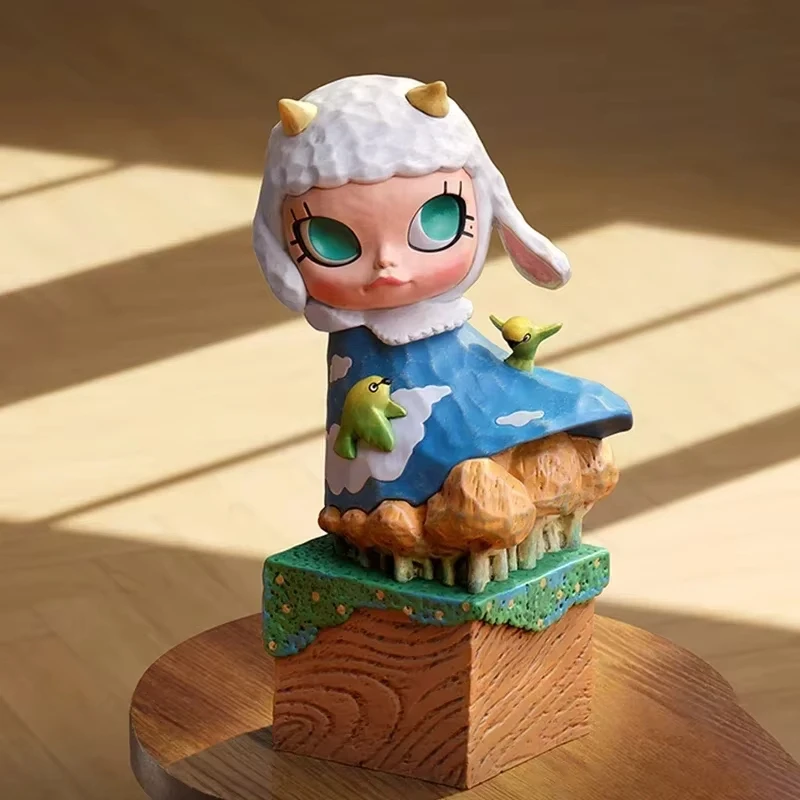 

MOLLY Anniversary Statues Classical Retro 2 Series Blind Box Toys Anime Action Figure Caixa Caja Surpris Mystery Box
