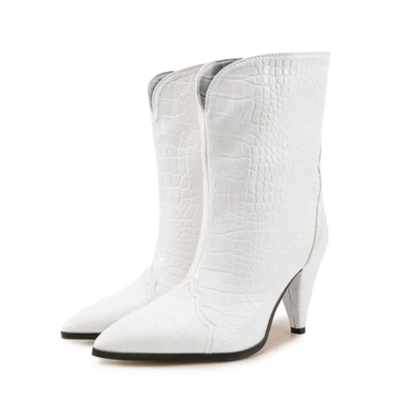 

European and American Style Tapered High-heeled Suede Sleeve Short Boots 2026 Women's Fashion V-shaped Mouth Warm Boots