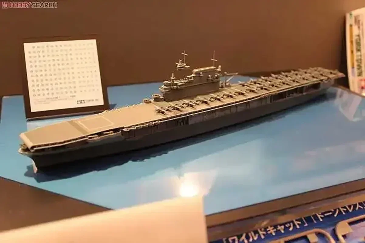 Tamiya 31712 1/700 U.S. Aircraft Yorktown Boatship Assembly Model Building Kits for Model Hobby Collection