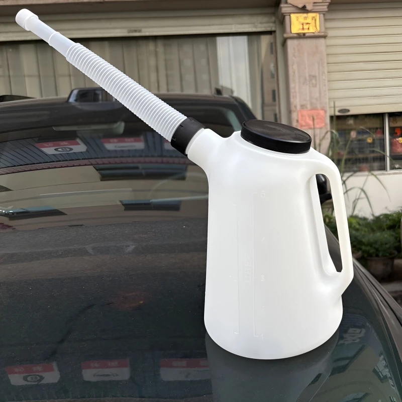 Jarra Medidora Universal de Óleo com Bico Flexível para Despejo, Recipiente Plástico Medidor com Tampa Durável para Viagens e Carros