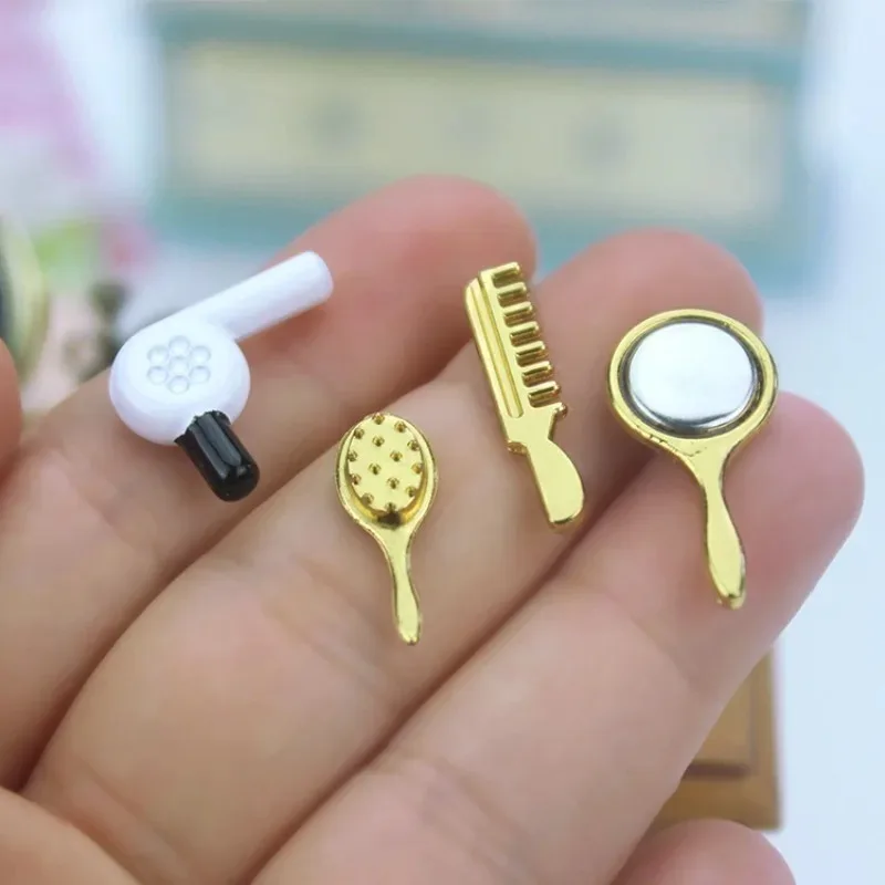 4Pcs Doll Hair Accessories Windpipe Comb Set, Mini Dollhouse Decor Ornaments