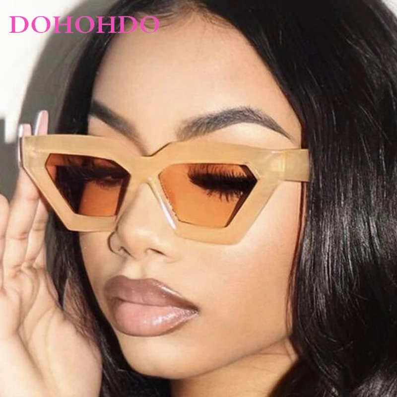 

Vintage Cat Eye Sunglasses Fashion Men Women Thick Triangle Small Frame Sunglasses Female Brand Travel Shades UV400 Gafas De Sol