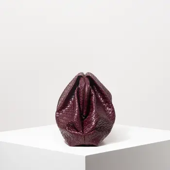 復古人造皮革編織圖案手拿包,酒紅色包包,適合女士蓬蓬裙,大容量女士皮夾 8 最佳銷售 紅色編織袋 - №2