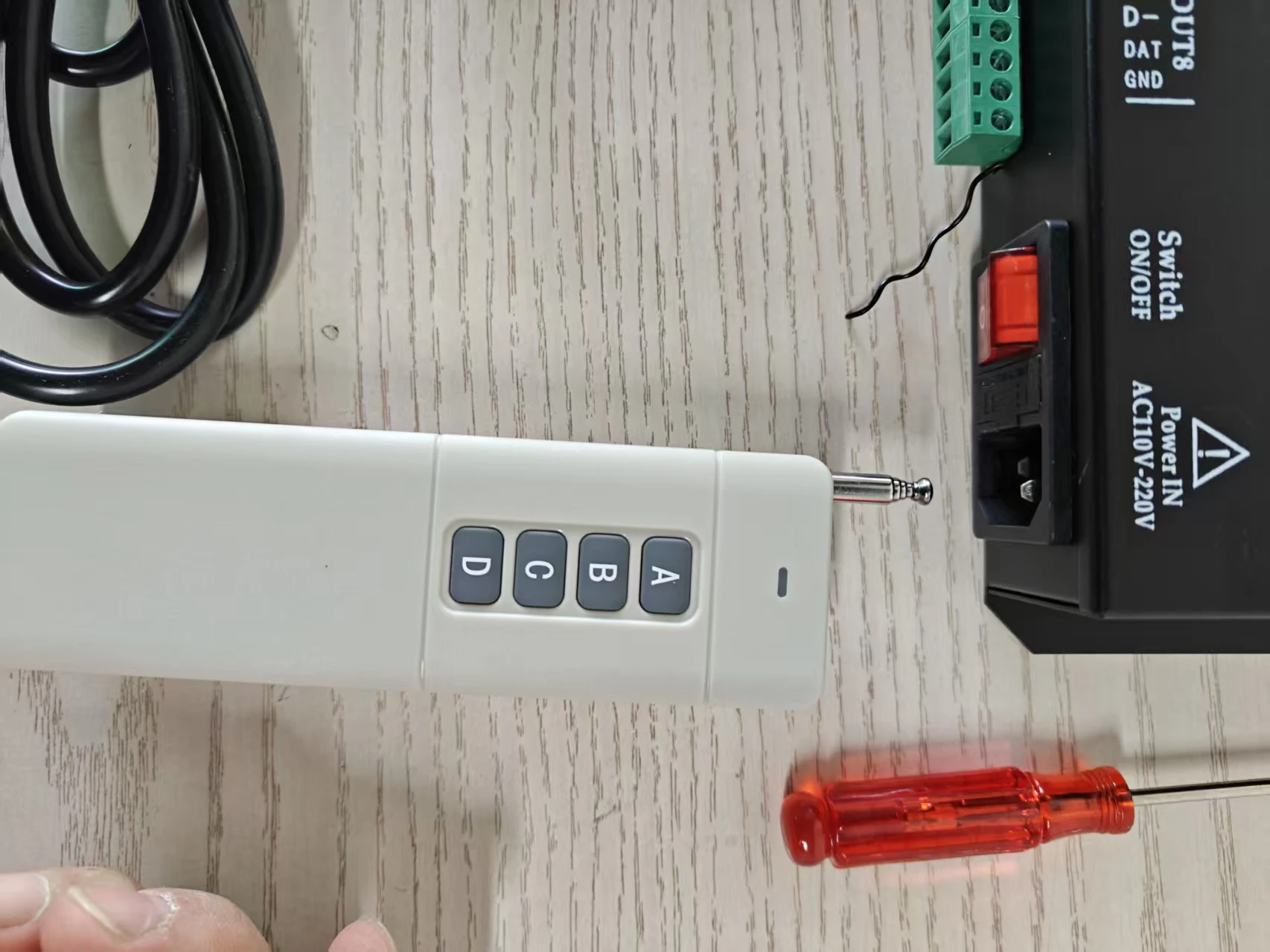 LED Controller T8K/K8/K16-ARTNET AC110V-220V Addressable 8192 Pixels SD Card Full Color LED Controller with remote