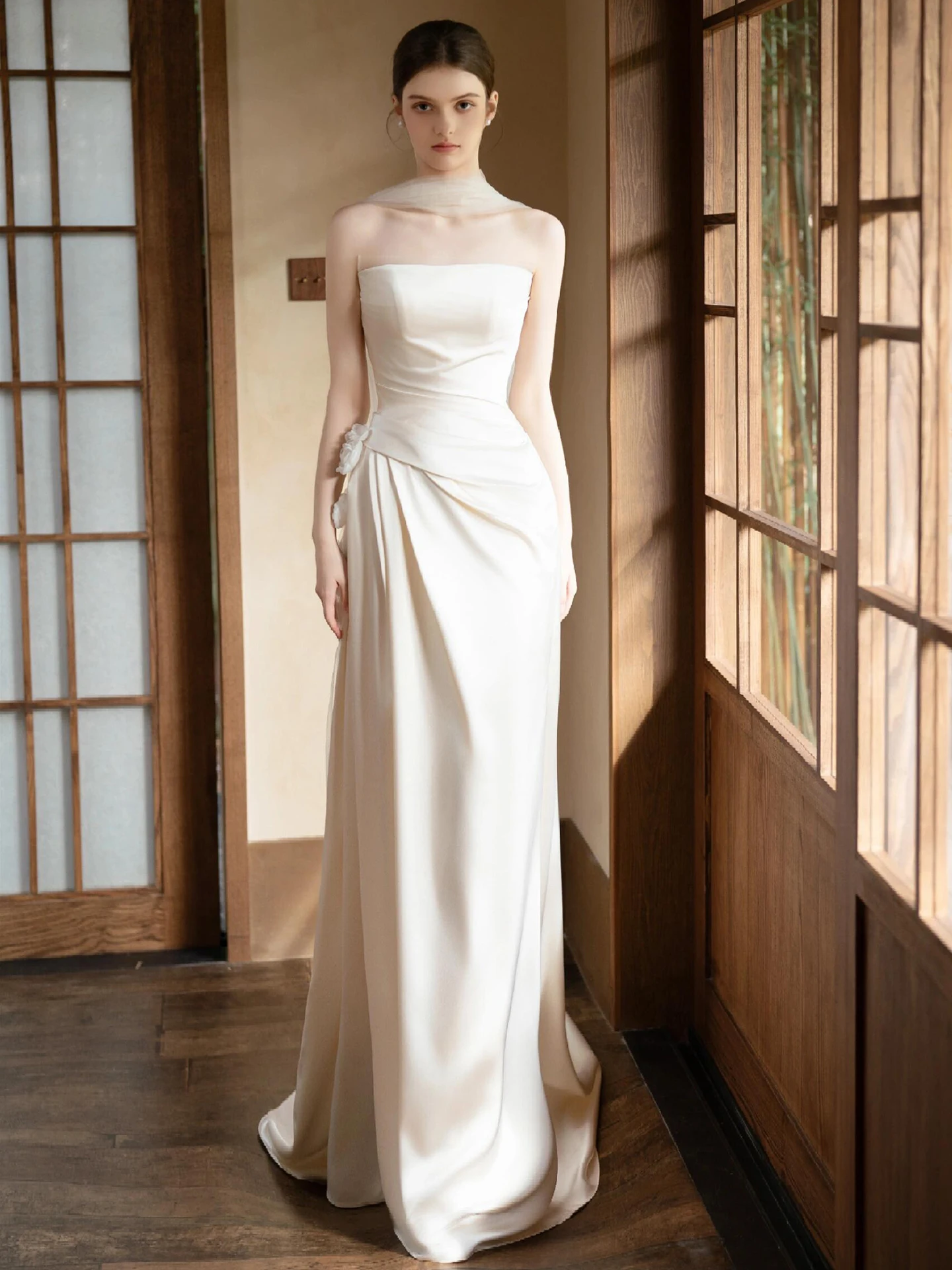 

Ele White Bridal Gown with Strap Satin Fabric Simple Welcoming Doorout Wedding Dr for Women High Quali Cus Made