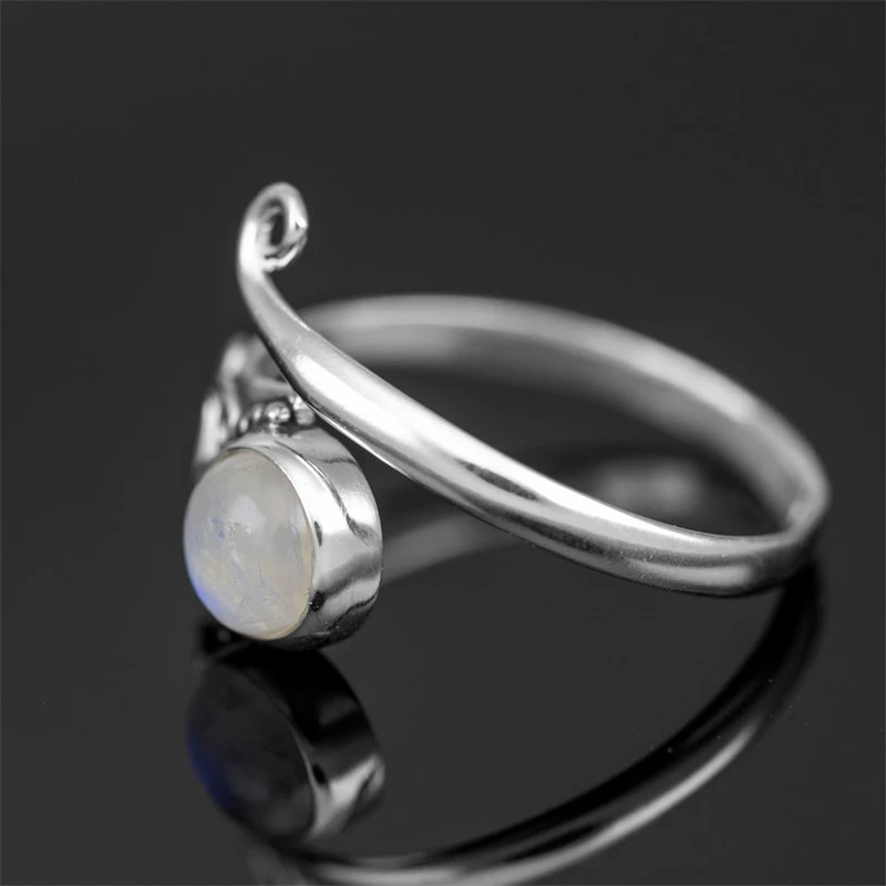 Boho Style Female Inlaid Natural Moonstone Metal Open Ring Fashion Women's Anniversary Party Gift Jewelry Dropshipping