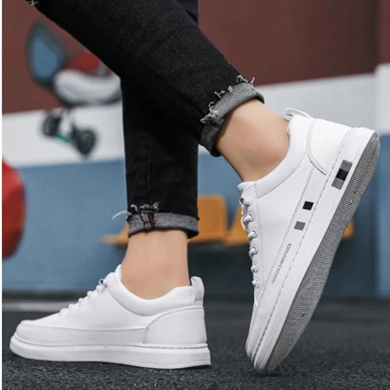 Casual Sneaker Men Shoes Solid Sneakers Luxury Lace-Up Designer Men's Breathable Original Fashion Autumn Basketball Man New 2023