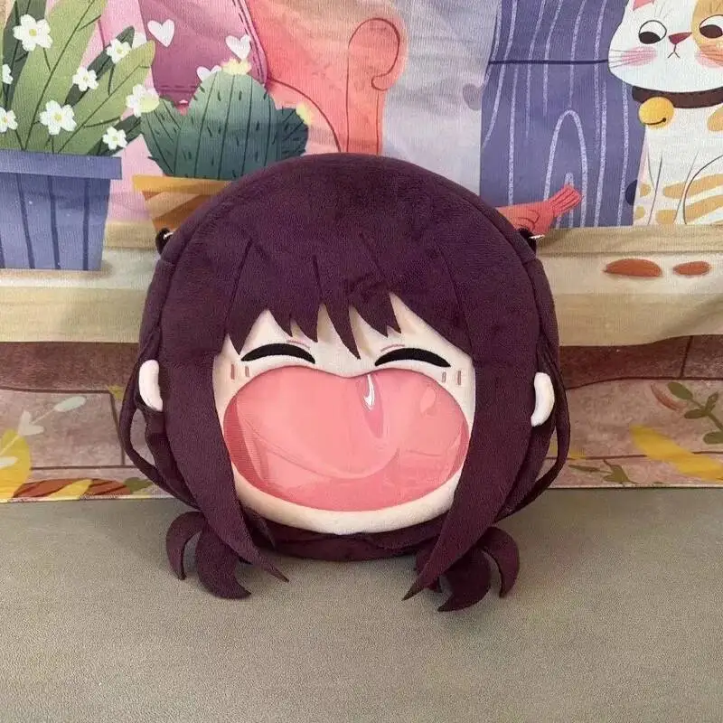 حقيبة كتف كوسبلاي جيرلز باند كراي من القطيفة نينا إيسيري بسحاب شفاف وفم كبير كرتوني