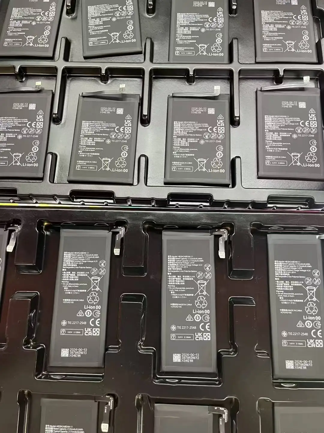 

Складной телефон Huawei Mate X3, стандартная версия 345585EHW HB3042A8EHW, без замка, прямое использование, дисплей не требуется, 100