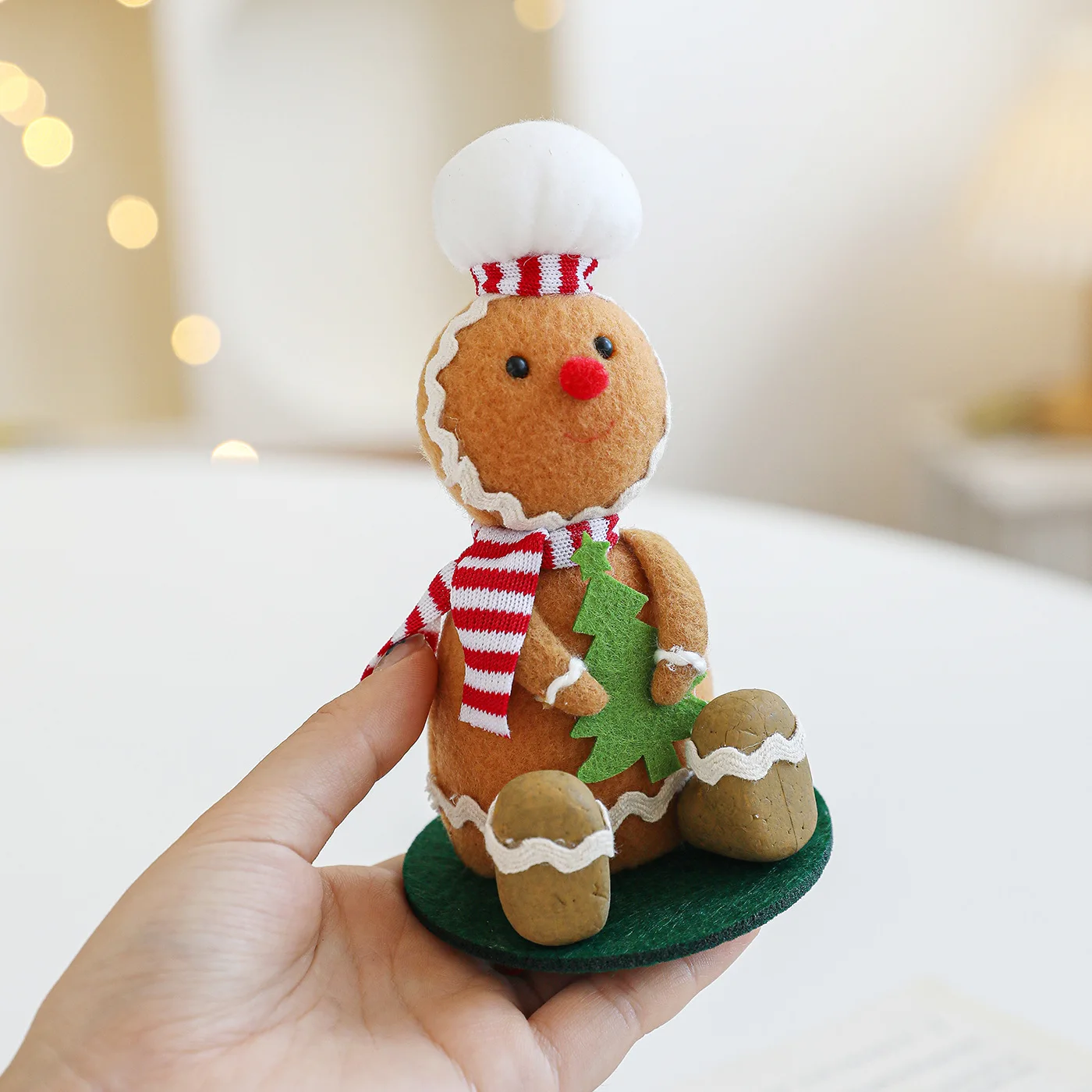 

Christmas Gingerbread Man Desktop Decorations Scene Arrangement Gingerbread Doll Cookies Party Decorations