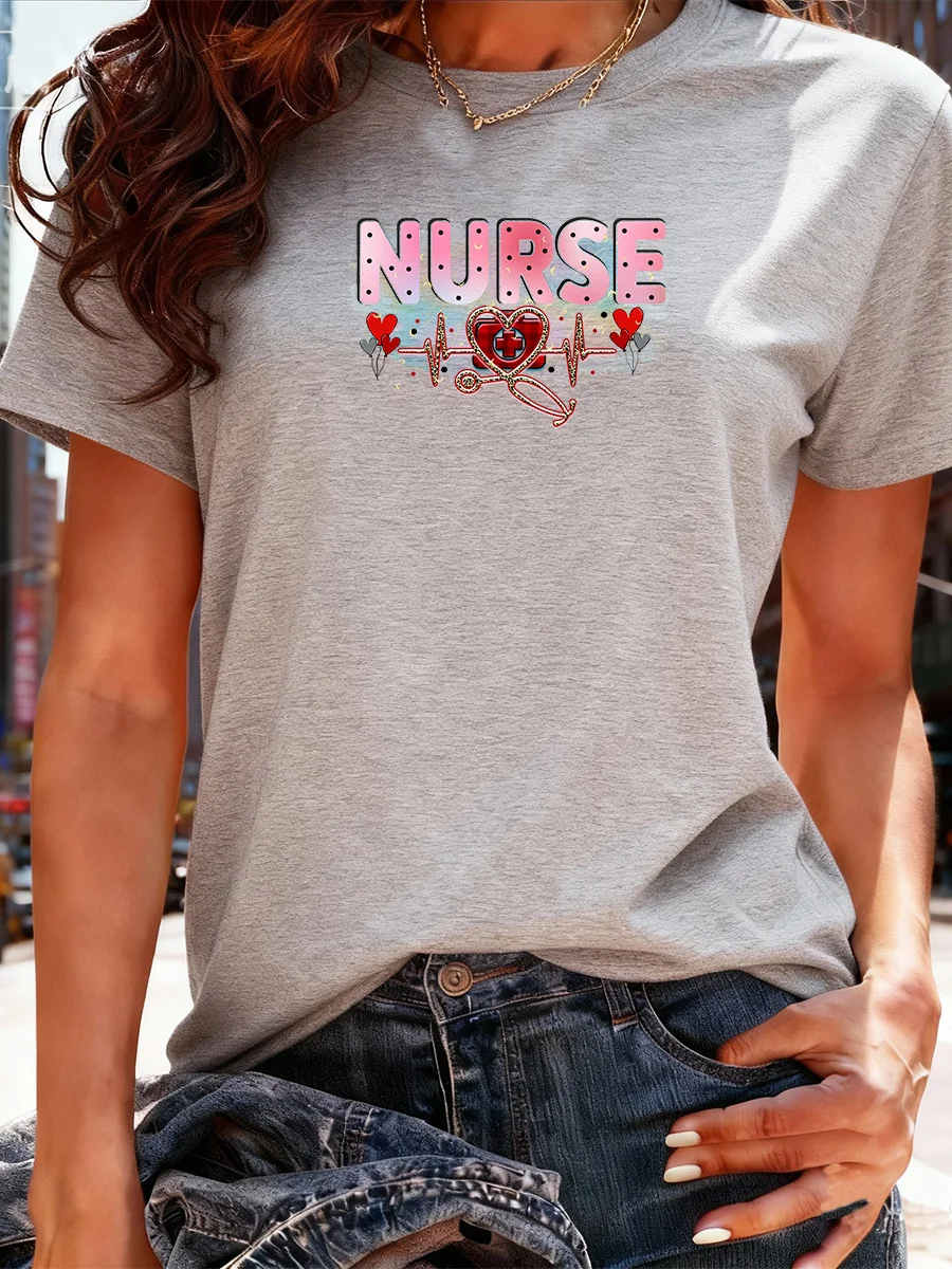 女性用ブラック半袖ナースマジカルハートビート聴診器プリントTシャツ