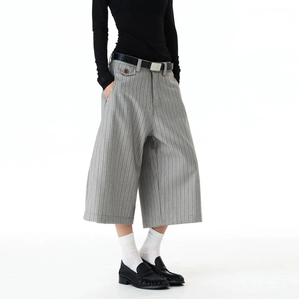 Old Money Wind Gray Suit Shorts Men's Retro Loose Casual Striped Cropped Pants Wide-leg Scimitar Trousers