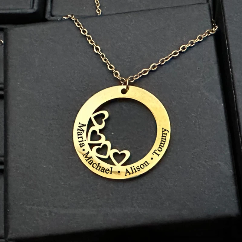 Custom Engraved Names Necklaces Round heart  Pendant With Heart Symbol Stainless Steel Chain JewelryFor Women Gift
