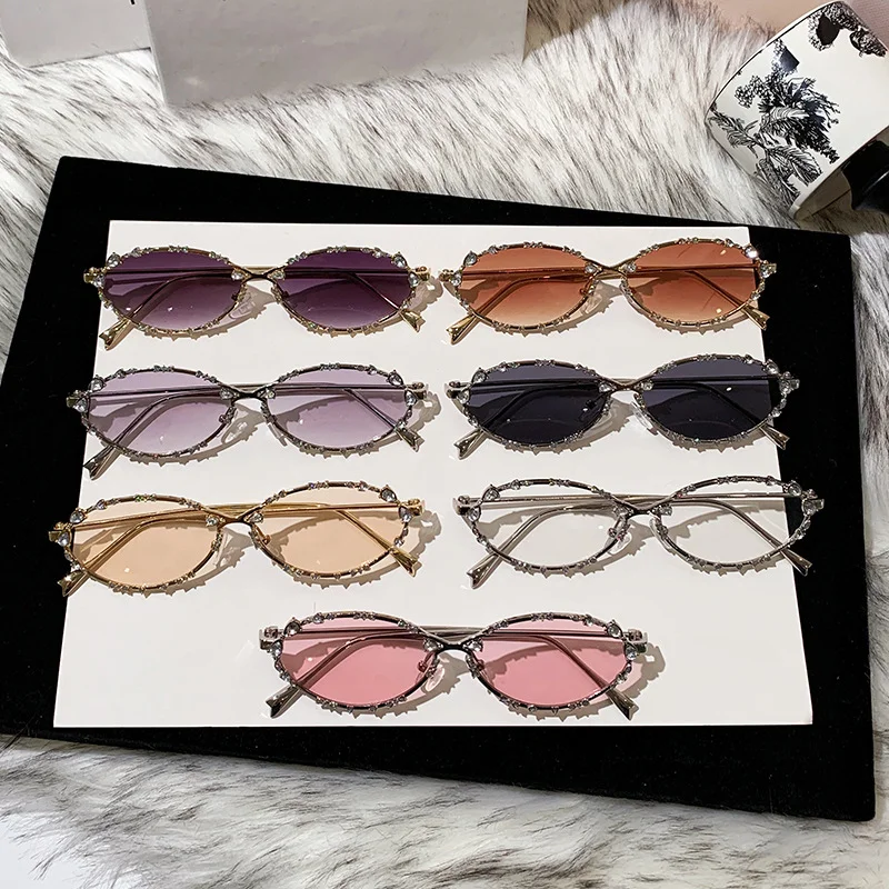 Neue Luxus-Diamant-Sonnenbrille für Damen und Herren, Ovale Strass-Sonnenbrille, Trendige Personalisierte Metallrahmen-Fahrbrille – Detail 2
