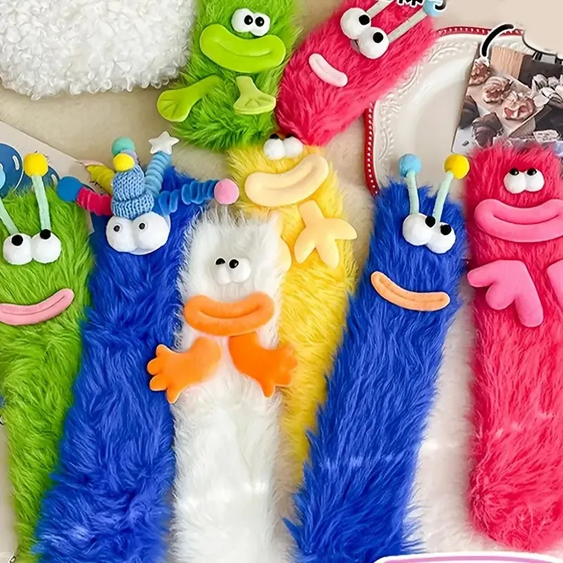 1 Pair Cute 3D Cartoon Expression Plush Socks Autumn Winter Warm Thick Soft Comfortable Fashionable Funny Design Casual Socks