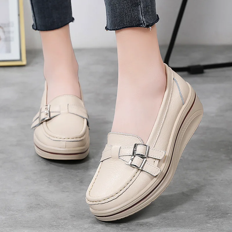 Spring Autumn Women Flats Platform Loafers Ladies Leather Comfort Wedge Moccasins Orthopedic Slip On Casual Shoes plus size