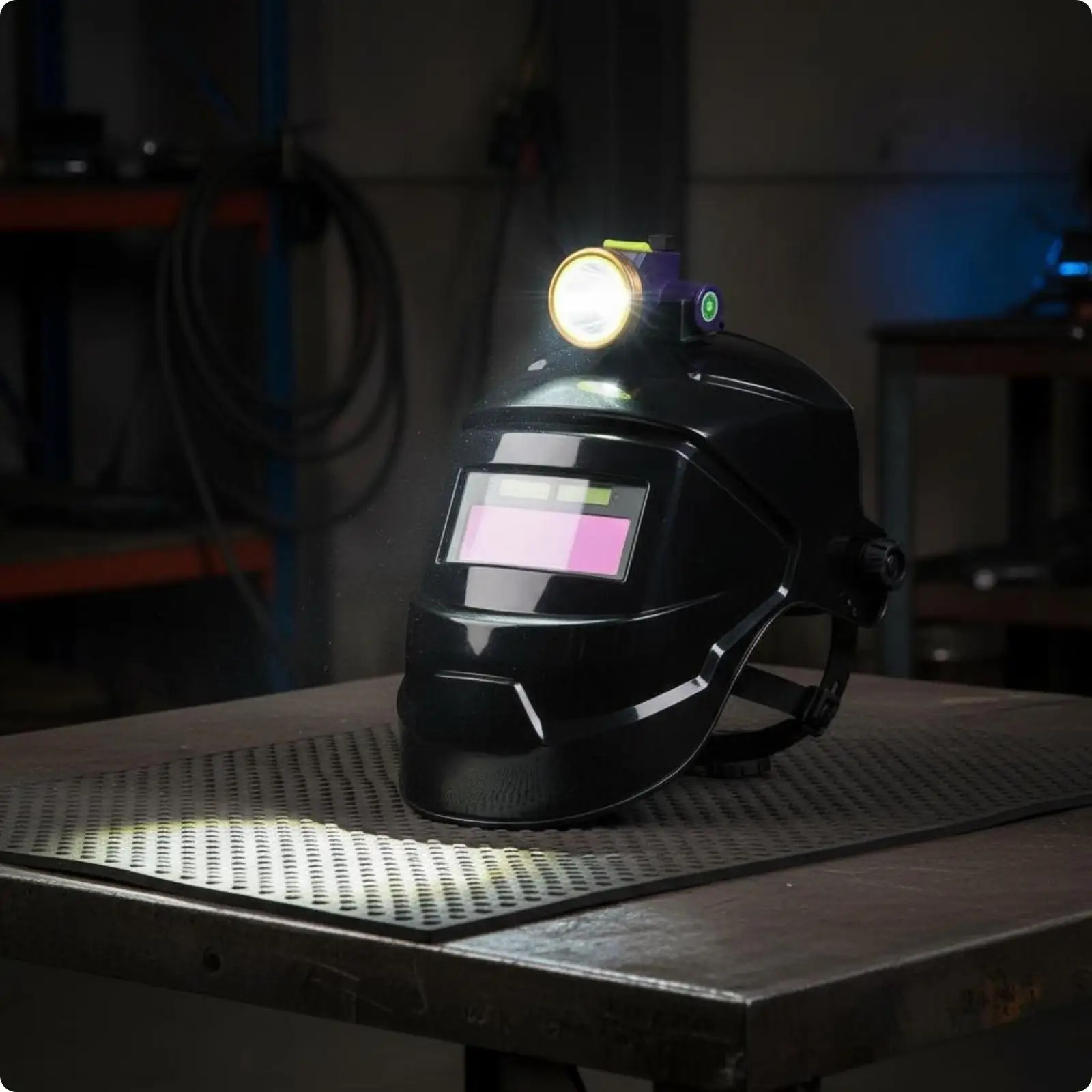 Auto Darkening Metal-Joining Helmet Full Face Protection Auto Darkening