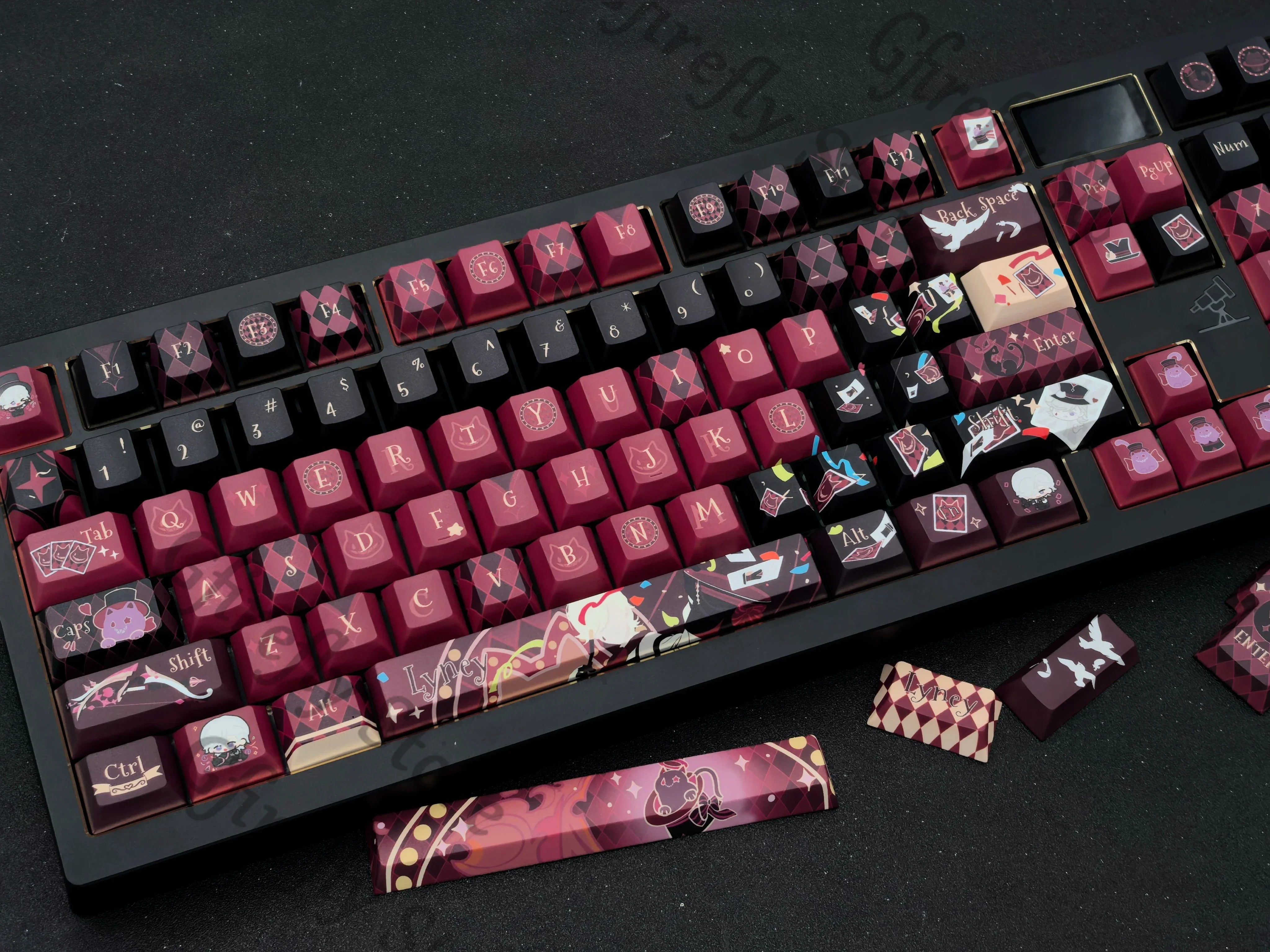 

Genshin Impact Lyney Anime Computer Impression Original Factory Keycaps PBT Mechanical Keyboard Cap Manga Merchandise