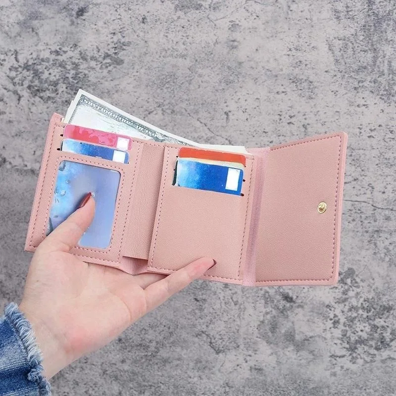 2023 New Short Wallet Female Cartoon Piggy Cute Student Three Fold Wallet Fashion Leather Passport Card Holder for Women