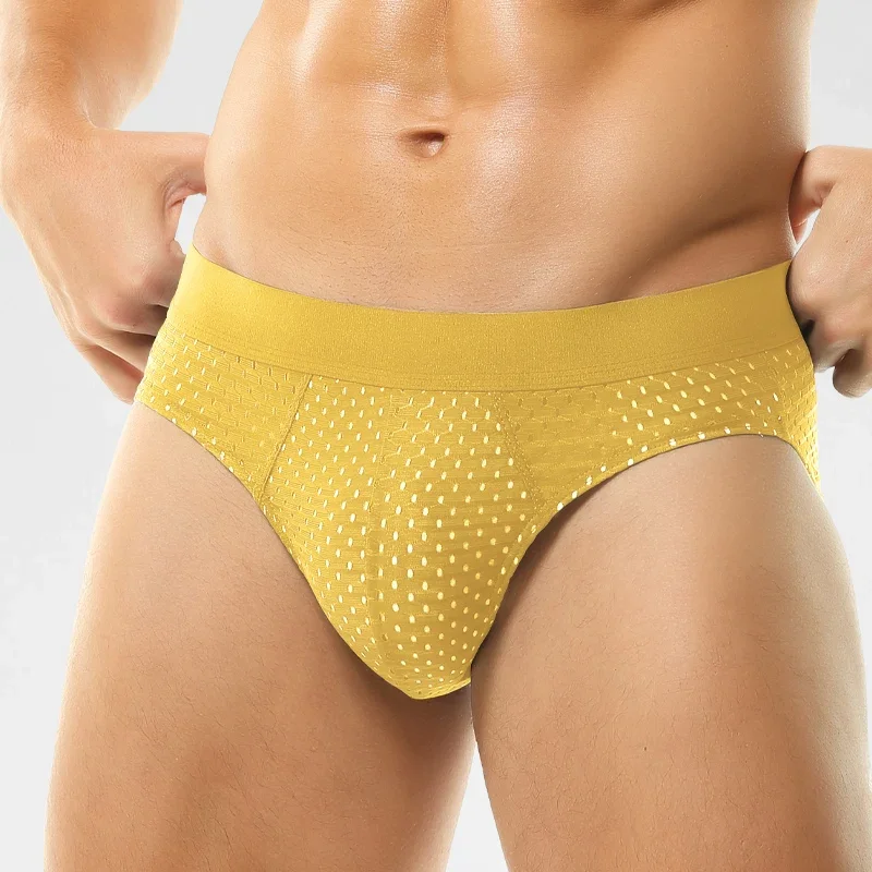 

Ice Silk Sexy Underwear Men's Low-Waist Anti-Bacterial Triangle Briefs Summer Lightweight Mesh Breathable Shorts Top