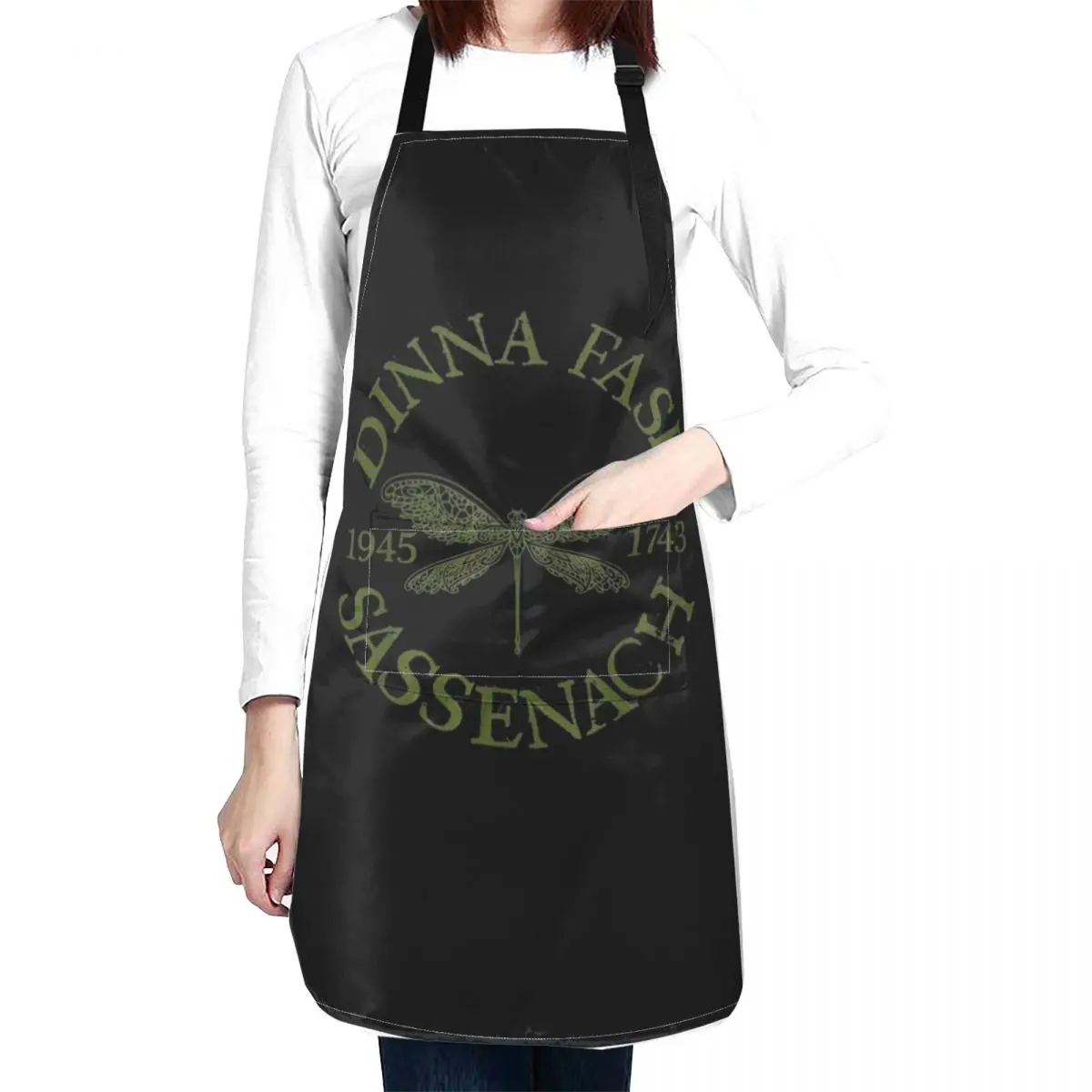 Dinna Fash Sassenach Dragonfly Outlander Green Design Apron painting kitchen and home Apron