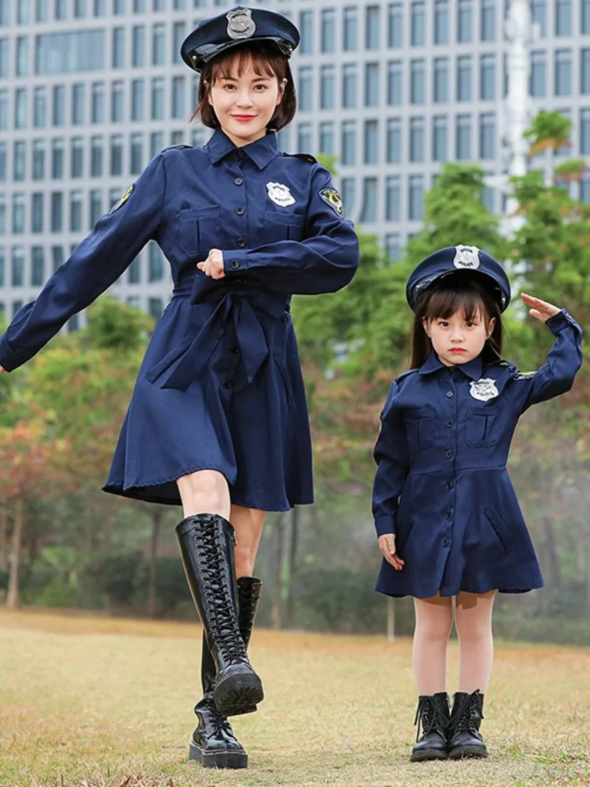 ชุดคอสเพลย์ตำรวจหญิงสำหรับวันฮาโลวีน ชุดกิจกรรมสำหรับแม่ลูก ชุดตำรวจหญิงแบบดั้งเดิมของจีน...