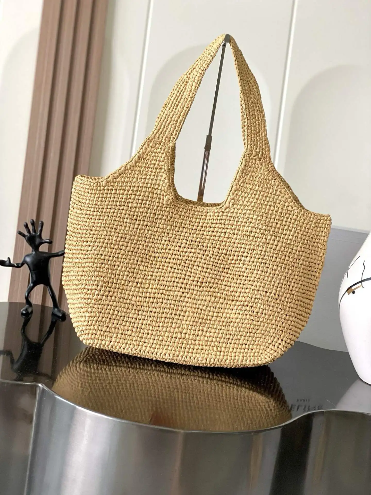 Summer 2026 Women's Large Capacity Shoulder Bag Hand Woven Casual Versatile Basket Beach Vacation Style