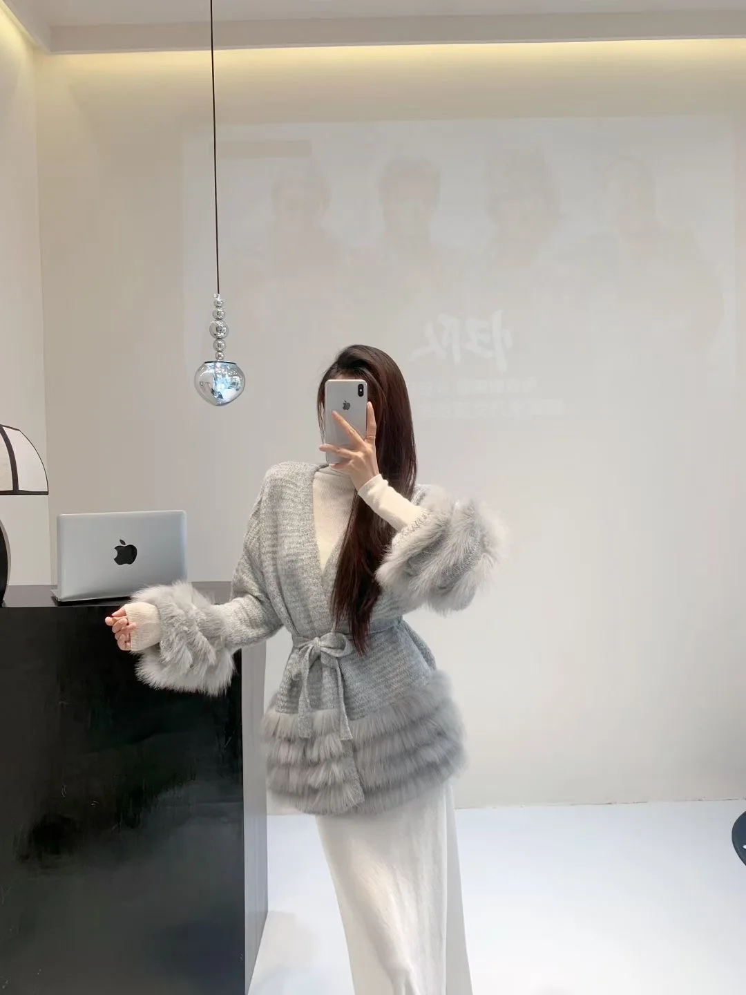 Abrigo Ele Fur ort V-Ne tejido de lujo para mujer, ropa de abrigo ligera con inserto de piel, informal, elegante