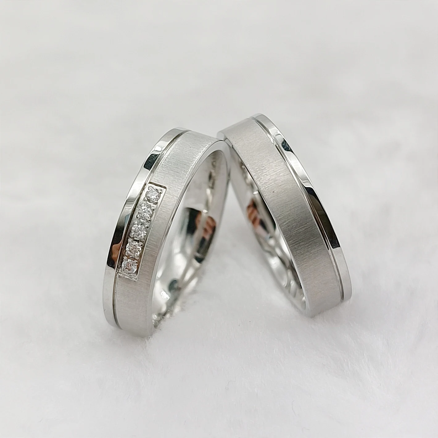 Ladies and Gents Wedding Rings Set for Couples Surgical Stainless Steel Jewelry Alliance Never Fade