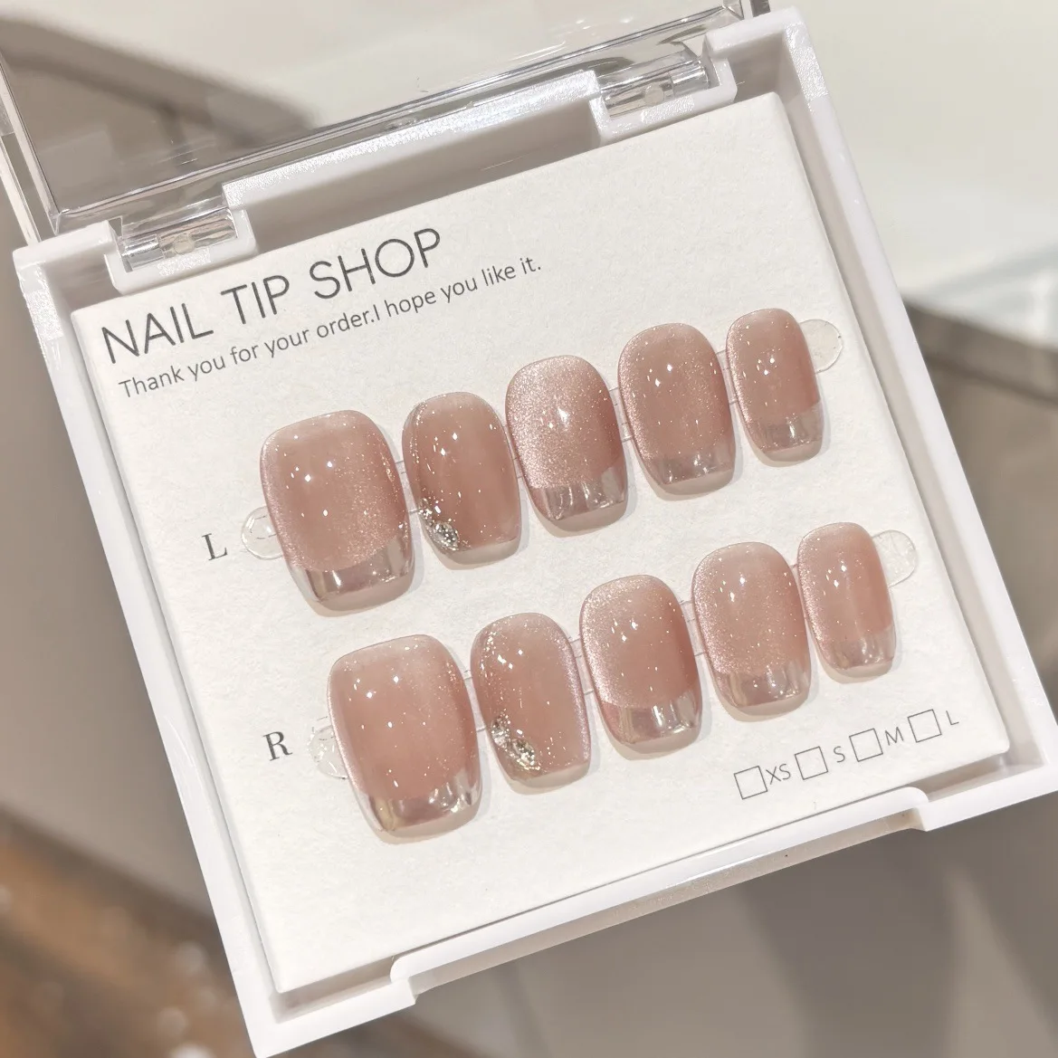 10Pcs Naked Cat Eye Press On Nails Laser Butterfly Decoration Fake Nails Short Full Cover False Nail Wearable Manicure Nail Tips