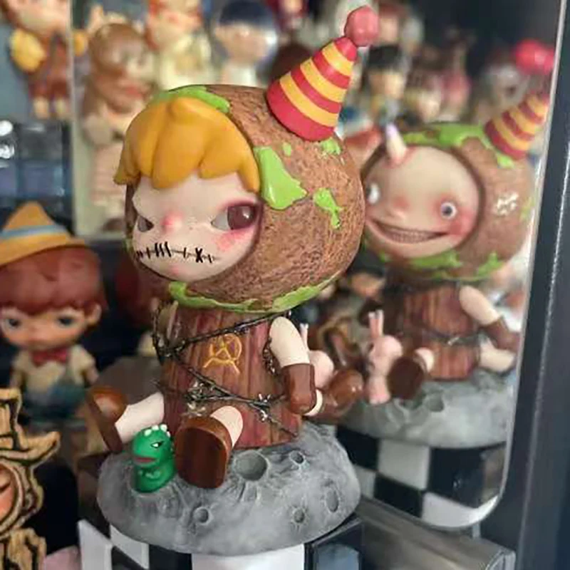 

POP MART HIRONO x Polar Symbiosis 100% Figure Limited Edition