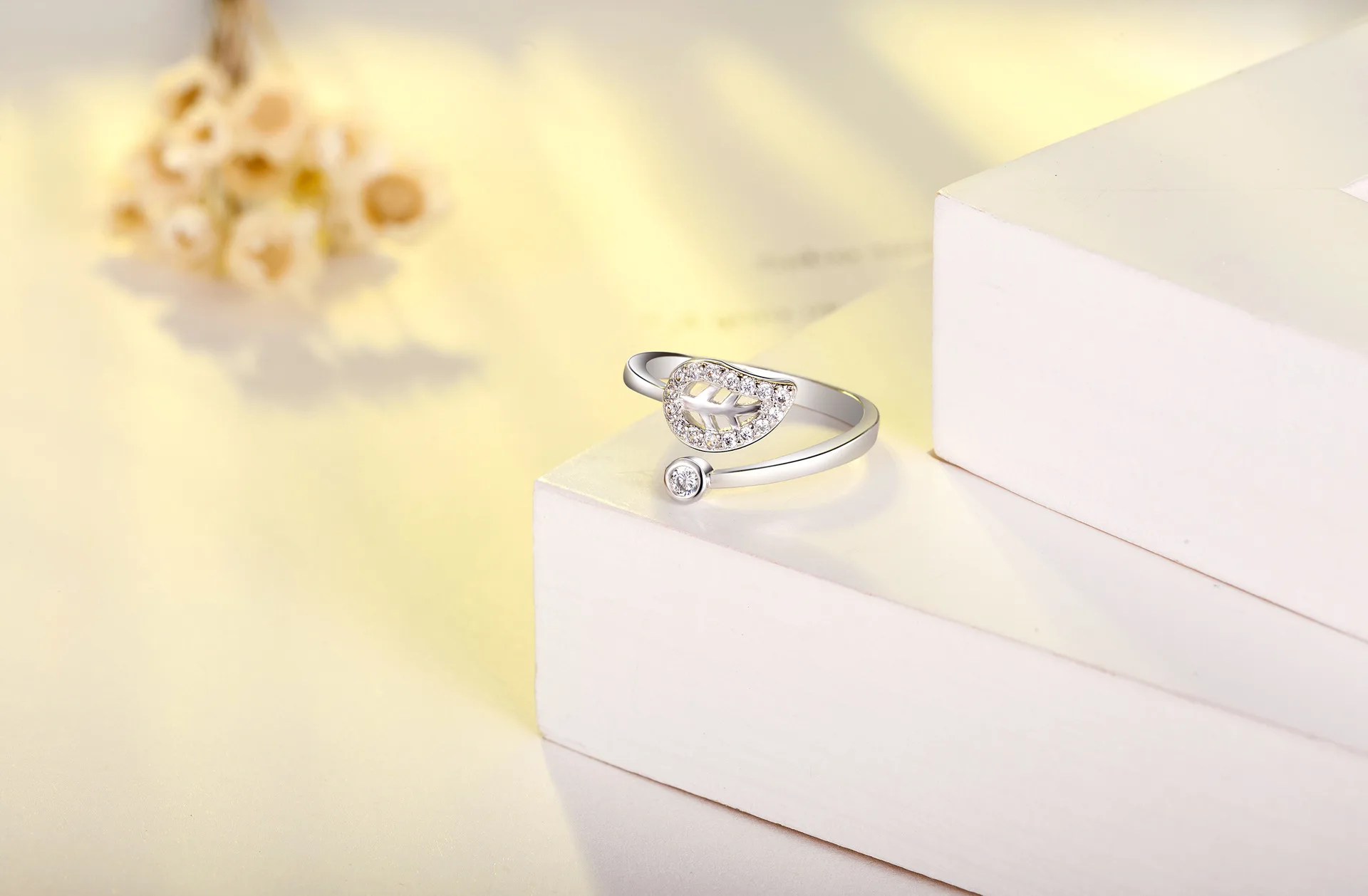 Korean Fashion Pure White S925 Sterling Silver Ring Women s Sweet Personality Leaf Joint Ring for Index Finger Chic Jewelry