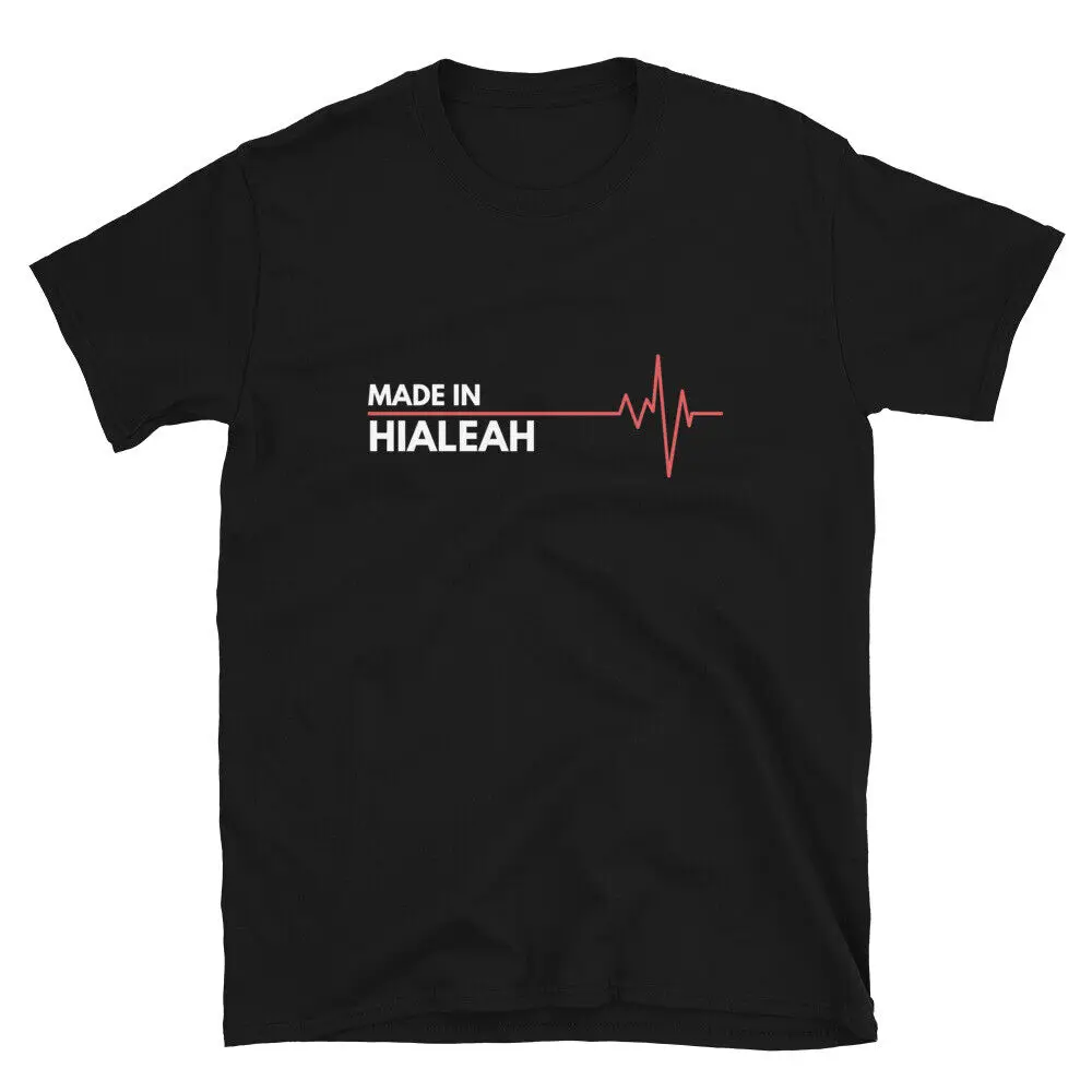 Born In Hialeah Florida USA State Birth Place Cassic Fit T-Shirt