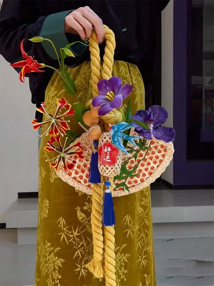 red-decorative-knot-2026-year-new-year-home-decoration-piece-peaceful-festive-lucky-chinese-knot-hanging-ornament