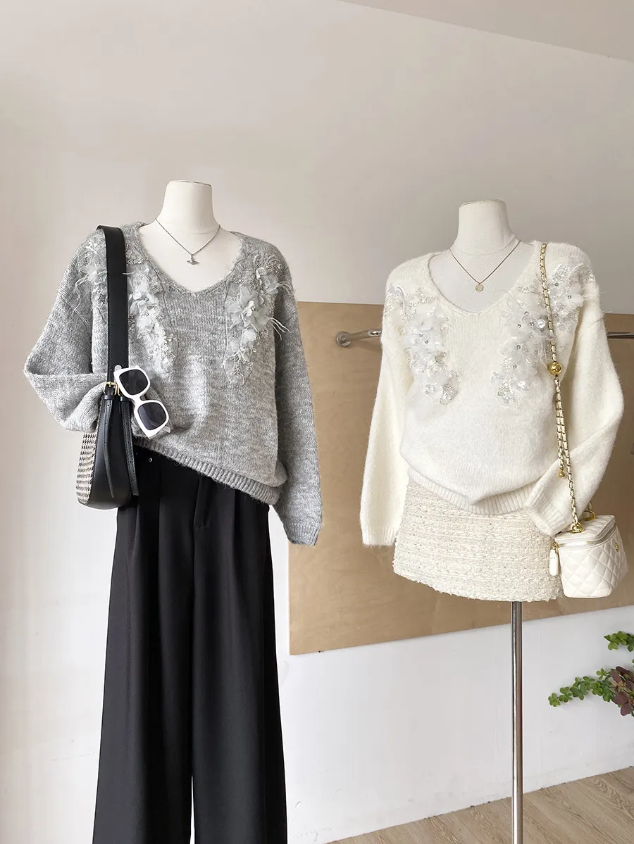 

Women's Elegant V Neck Appliques Flowers Loose Sweater Lady Solid Color Long Sleeve Pullover Jumper