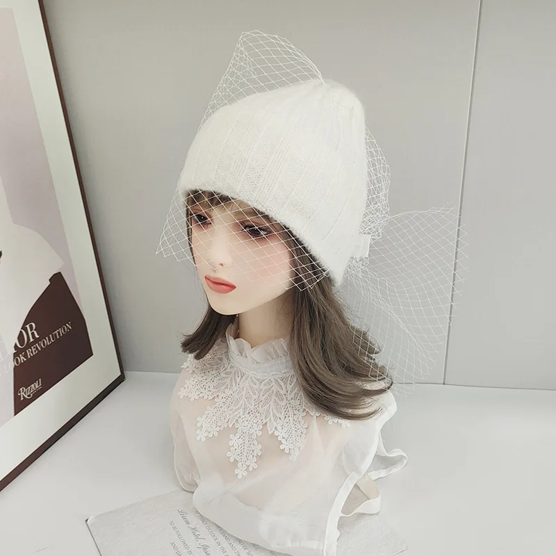 قبعة الحجاب النساء الشتاء الأنجورا قبعة متماسكة أسود أبيض دافئ ملحق للطقس البارد الخريف الرياضة التزلج في الهواء الطلق الطرف