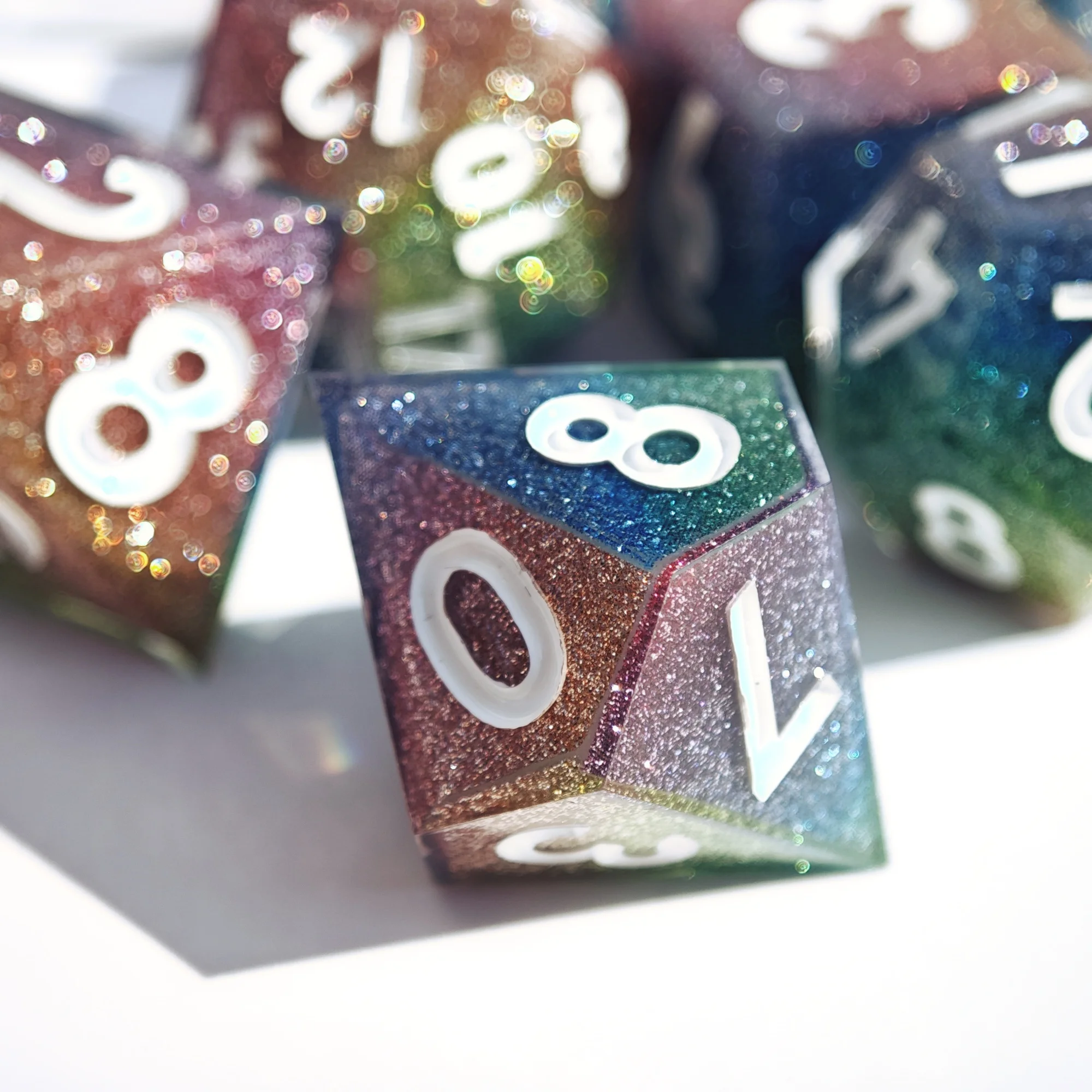 مجموعة نرد DND بتصميم جديد من MINI PLANET نرد راتينج متعدد السطوح مع حواف حادة لنرد الأحلام الدوامة TRPG Dragon and Dungeon MP145