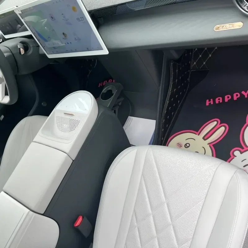 Kawaii Chiikawa Car Floor Mat Diatom Mud Thickened Anti-slip Super Absorbent Easy Clean Universal For Auto Interior Decoration
