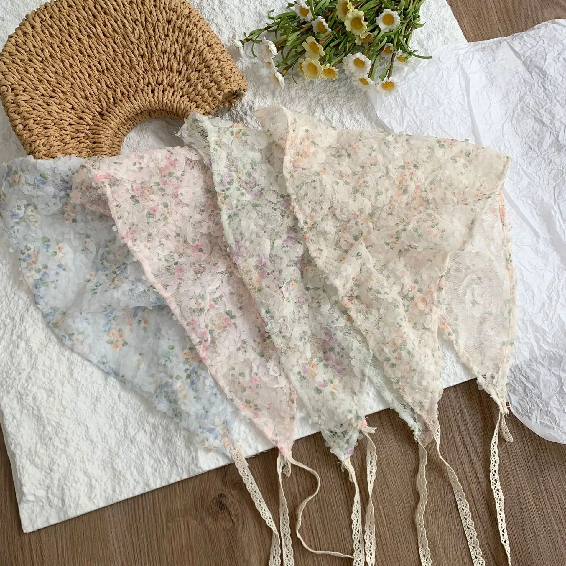 

Lace Triangle Scarf Small Silk Head Scarf Korean Elegant Decorative Neckerchief Lace Handkerchief Hair Scarf Headband for Women