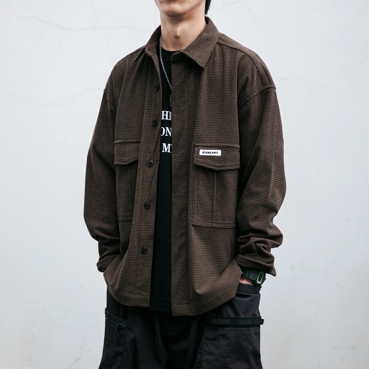 

Japanese Vintage Waffle Cargo Shirt Men Clothing Korean Fashion Streetwear Trendy Coat Plus Size Harajuku Casual Black Lapel Top