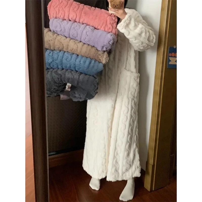 2024 Autumn Women clothes Soft Glutinous Mid-Length Thickened Warm Loose Coral Fleece Homewear Pajamas Solid Nightgown