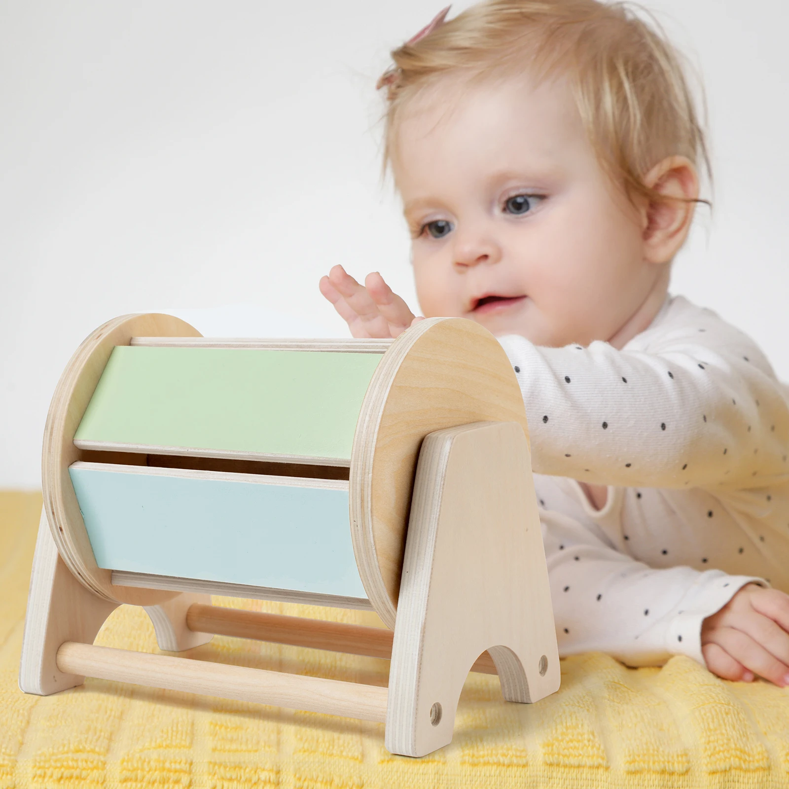 لعبة دوارة خشبية ملونة، تصميم مستوحى من الماكارون يمكنها تدور ولعبها لتطوير التنسيق بين اليد والعين - متعة فائقة