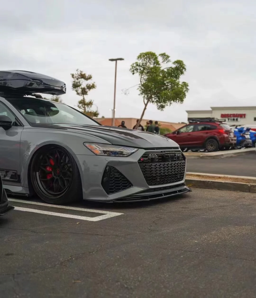 مصدات سيارة عالية الأداء لأودي Rs6 C8 ماكستون الشفة الأمامية 2019 + فاصل أمامي من ألياف الكربون V.1