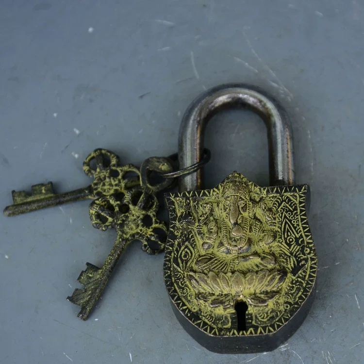 Old Tibet Buddhism Bronze Elephant Ganesha  Buddha Head Folk Home Lock Key Se