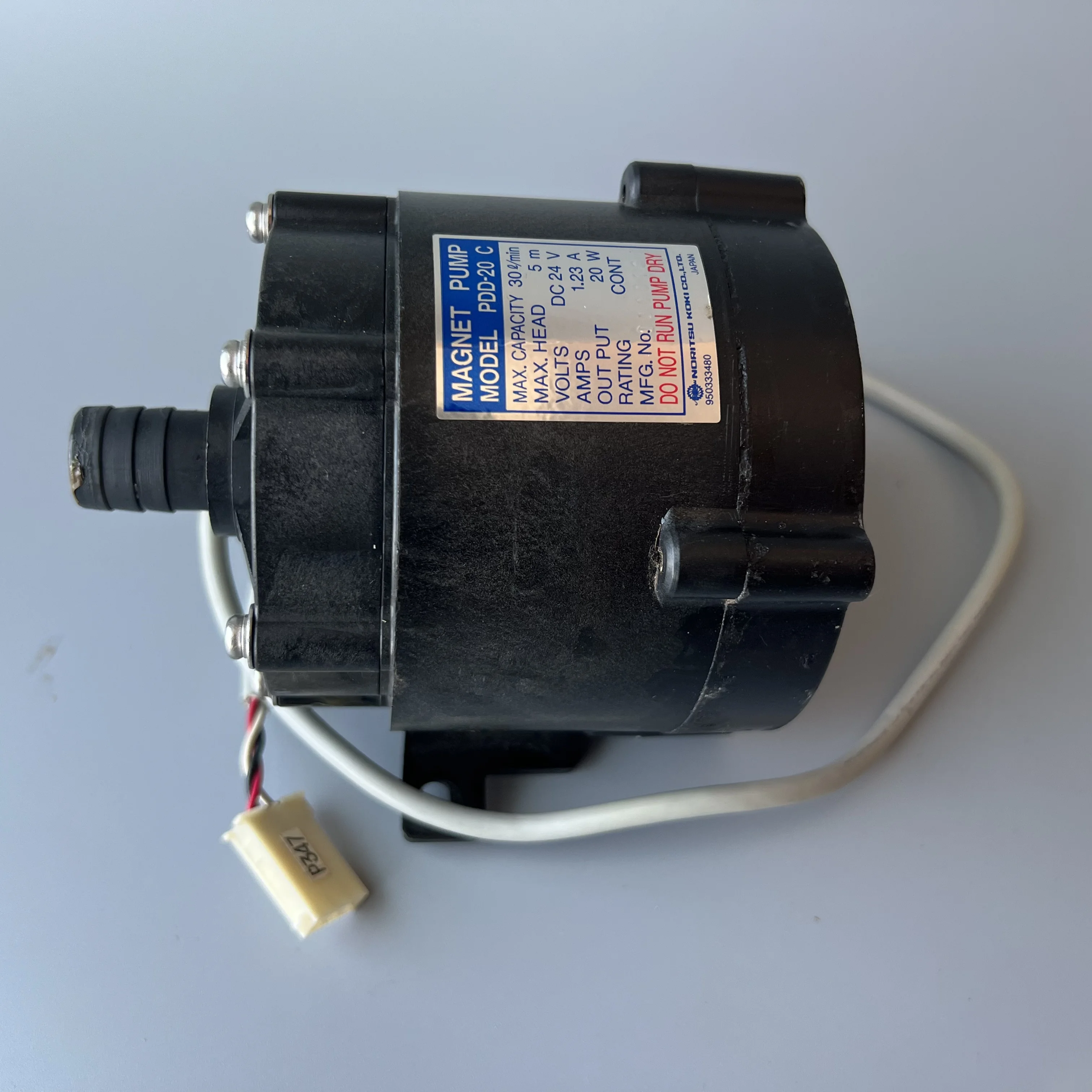 W 452947   Bomba grande usada para minilabs Noritsu 3201 3202 3203 3701 3702