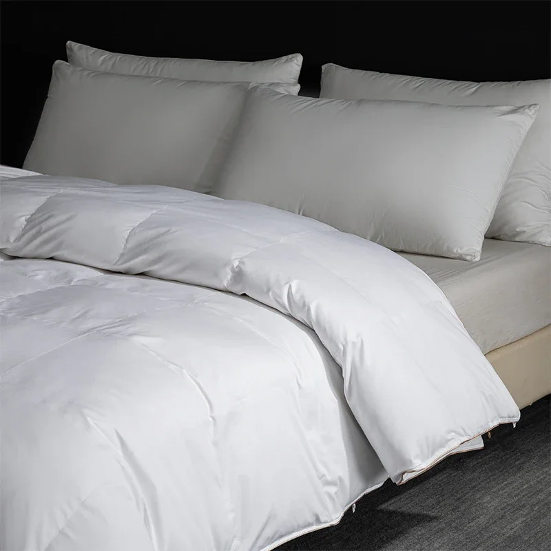 High Density Cotton Cover Silk Goose Down Quilt Zip Design Single Person Home Sleep Quilt