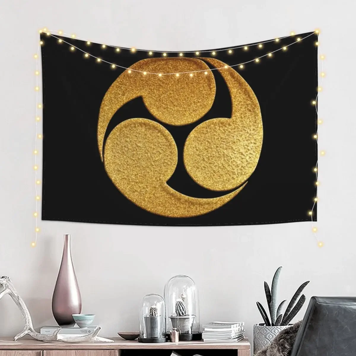 Hidari Mitsu Tomoe Kamon in Gold Seal Tapestry Decorations For Room Home Supplies Wall Decoration Items Tapestry